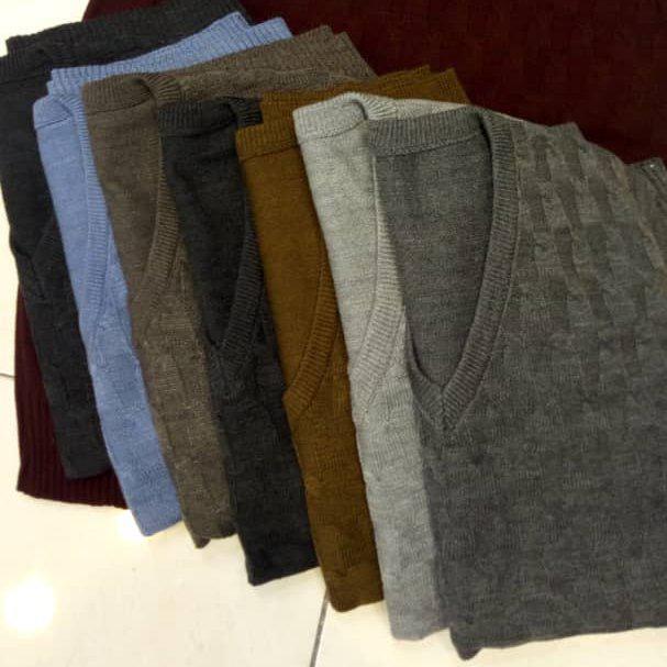 ژیله مردانه جنس کشبافت کیفیت خیلی عالی تن خور خیلی شیک بافت خیلی محکم  کار شیک